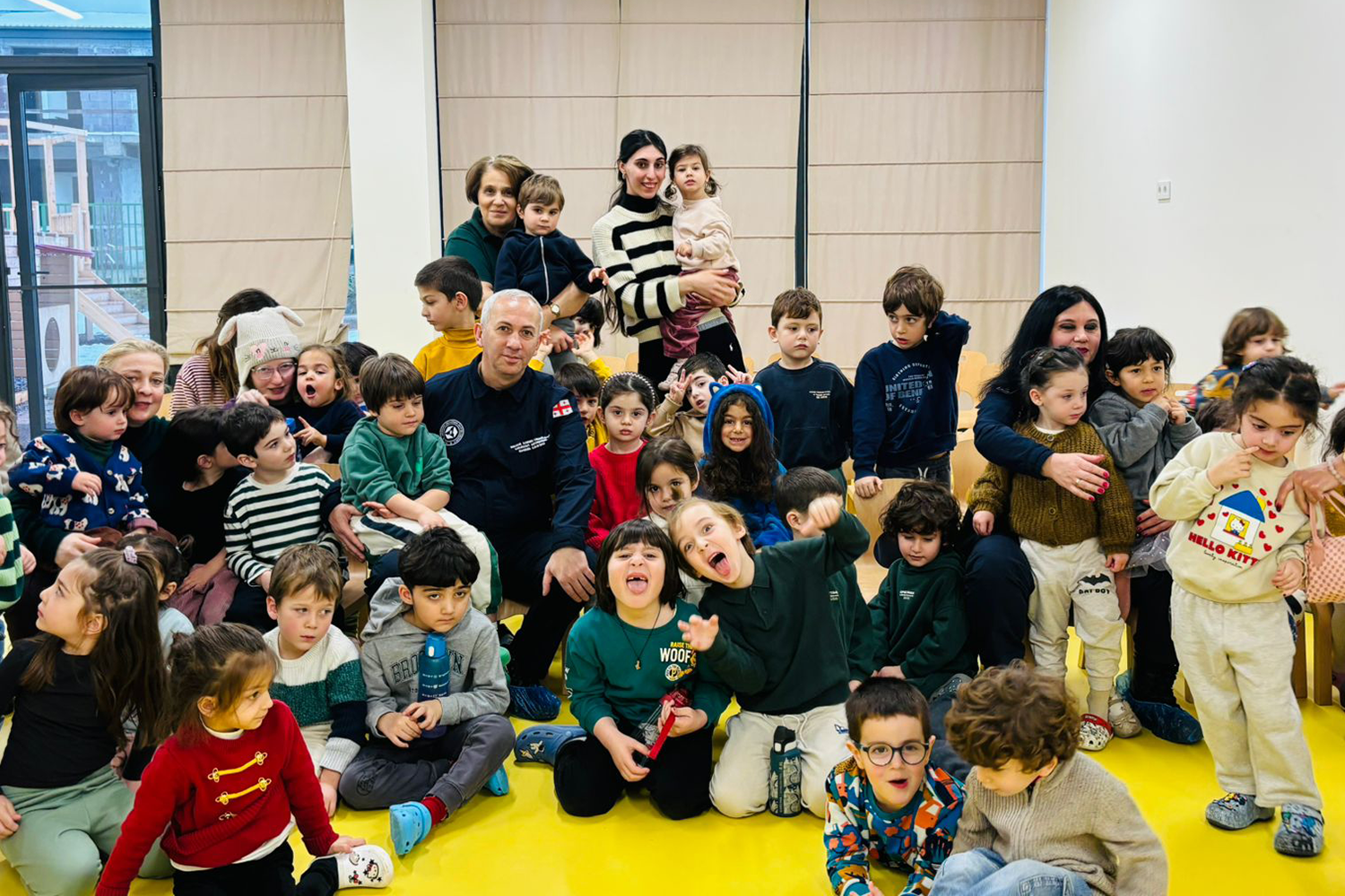 საგანგებო სიტუაციების მართვა – სწავლება „მონტესორი უნივერსში“